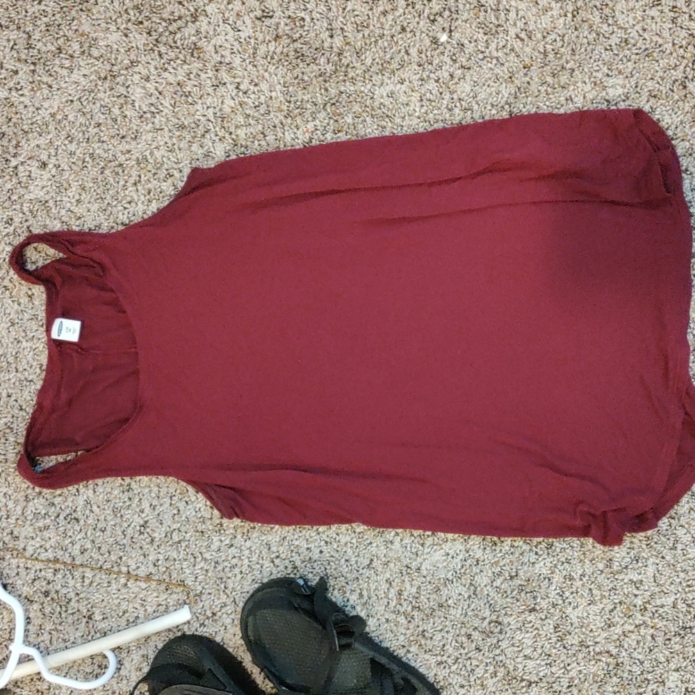 Maroon tank top